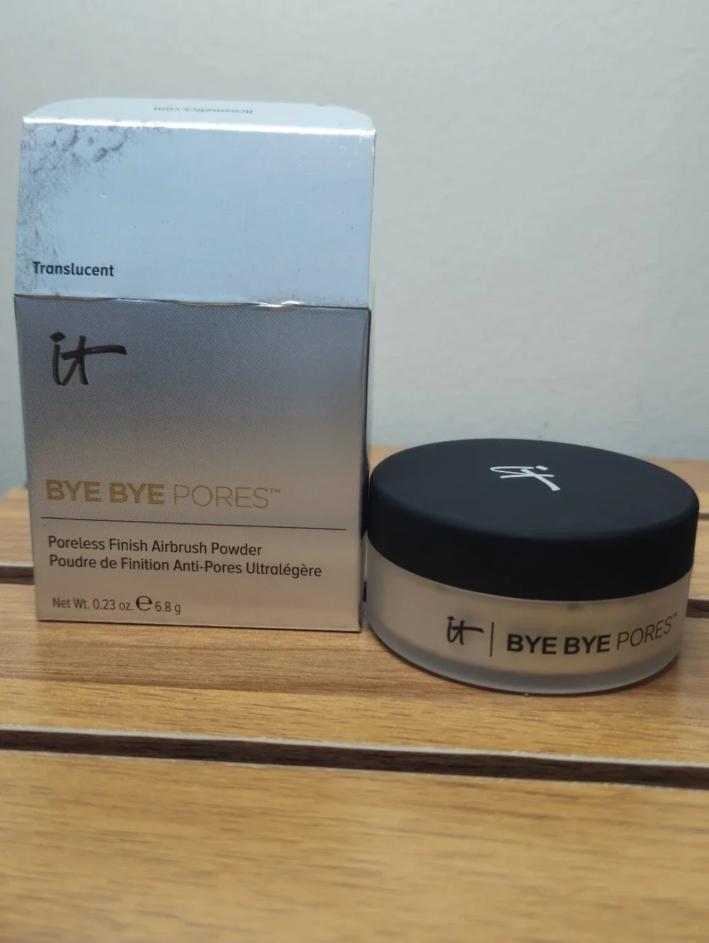 it cosmetics Bye Bye Pores Translucent Finish Powder 0.23oz